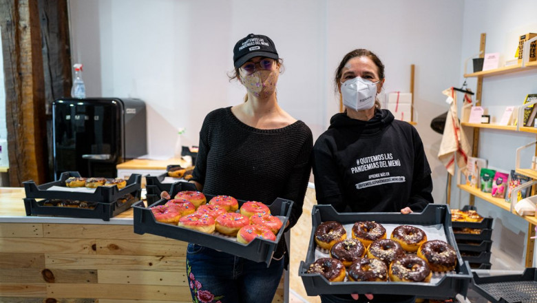 1635342819 20210422111209 the vegan agency thomas jacob bedwin mdv dougnut giveaway 0272