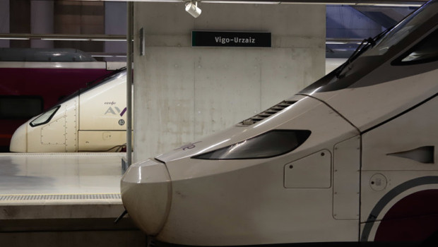 ep archivo   anden en la estacion de tren de vigo de vialia