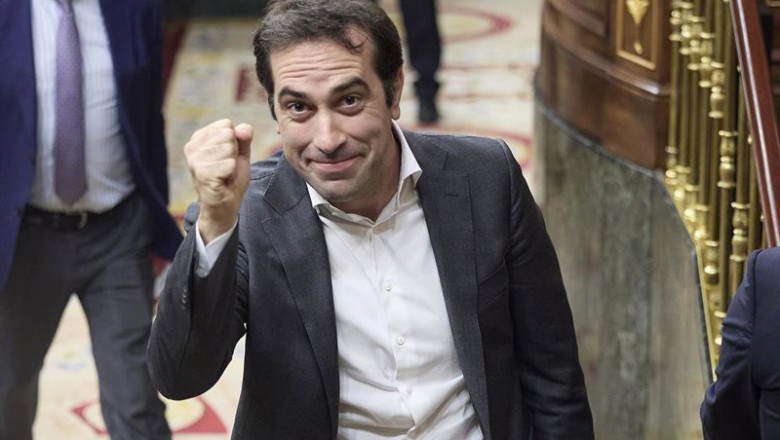 El ministro de Economía, Comercio y Empresa, Carlos Cuerpo, tras la aprobación del embargo de armas a Israel y la Ley de Movilidad Sostenible, durante una sesión plenaria, en el Congreso de los Diputados, a 7 de octubre de 2025, en Madrid (Españ | Jesús Hellín - Europa Press - Archivo ep archivo el ministro de economia comercio y empresa carlos cuerpo tras la aprobacion del embargo