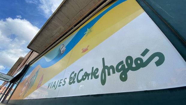 ep archivo   entrada de un local de viajes el corte ingles