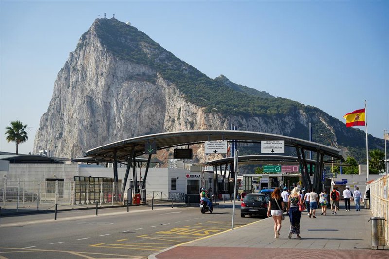Adiós a la verja: la UE y el Reino Unido firman un acuerdo sobre Gibraltar