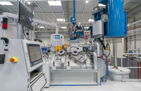 ep archivo   una zona del centro de fabricacion aeroespacial avanzada admire de itp aero en el