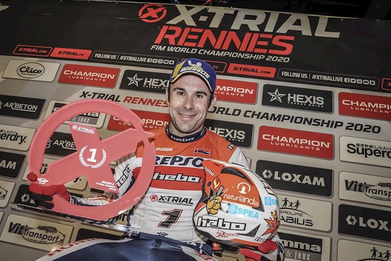 ep el piloto espanol toni bou repsol honda tras ganar en rennes en el mundial de x-trial