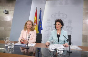 ep i-d la ministraeconomiafunciones nadia calvinola portavozgobiernoministraeducacionformacion profesionalfunciones isabel celaa duranteruedaprensa posteriorconsejoministrosla moncloa