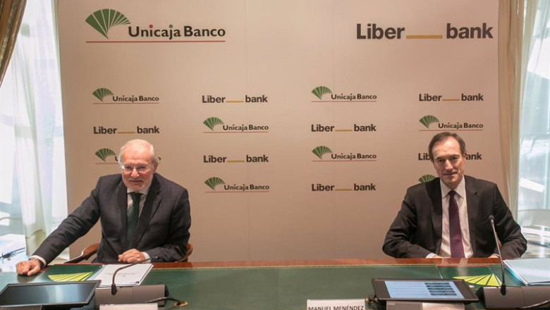 ep imagen de este miercoles del presidente de unicaja manuel azuaga y del consejero delegado de ep imagen de este miercoles del presidente de unicaja manuel azuaga y del consejero delegado de