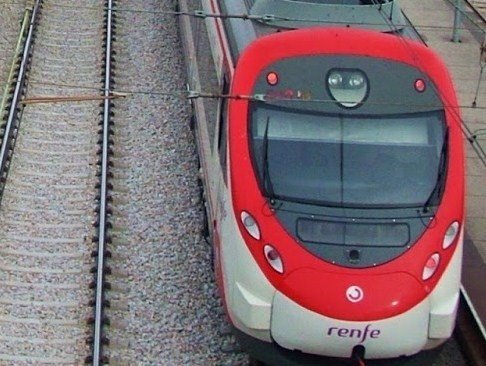 ep imagen recurso de un tren de cercanias