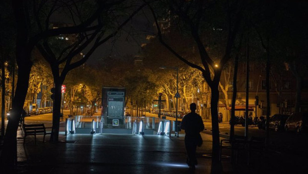 ep las calles de la ciudad sin luz durante el apagon a 28 de abril de 2025 en barcelona catalunya ep las calles de la ciudad sin luz durante el apagon a 28 de abril de 2025 en barcelona catalunya