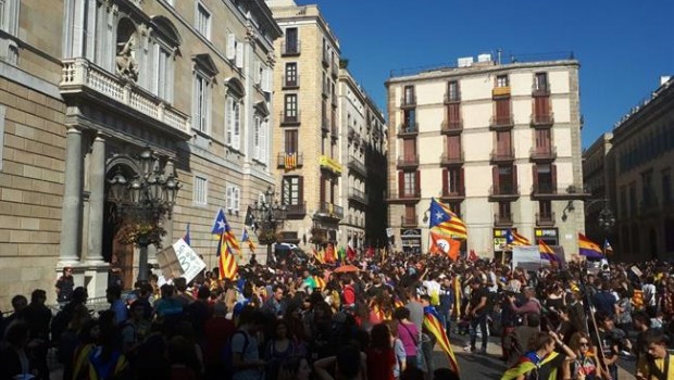 ep manifestacionestudiantespalaula generalitat