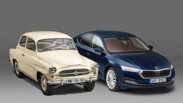 ep primer skoda octavia izquierda y la generacion actual derecha