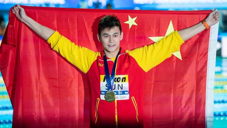 ep sun yang celebra un triunfo