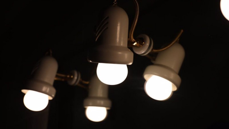 ep una lampara el dia en que el precio de la luz bate un record historico