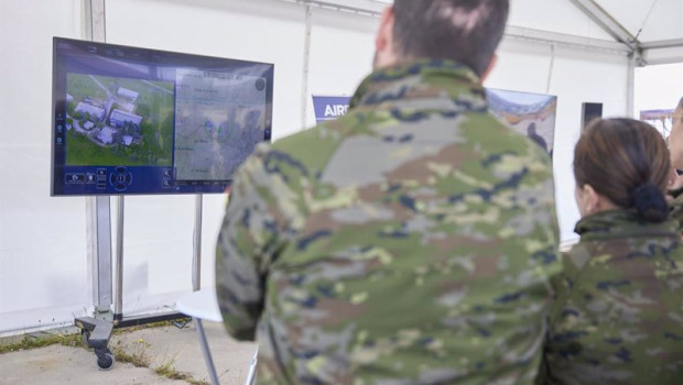 ep una pantalla durante una demostracion en la base del ejercito en colmenar viejo a 9 de mayo de ep una pantalla durante una demostracion en la base del ejercito en colmenar viejo a 9 de mayo de