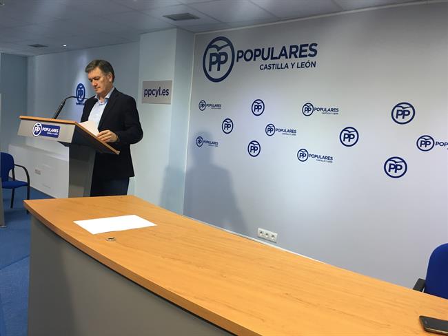 Valladolid.- Francisco Vázquez durante su comparecencia hoy ante los medios | EUROPA PRESS ep valladolid- francisco vazquez durantecomparecencia hoylos medios