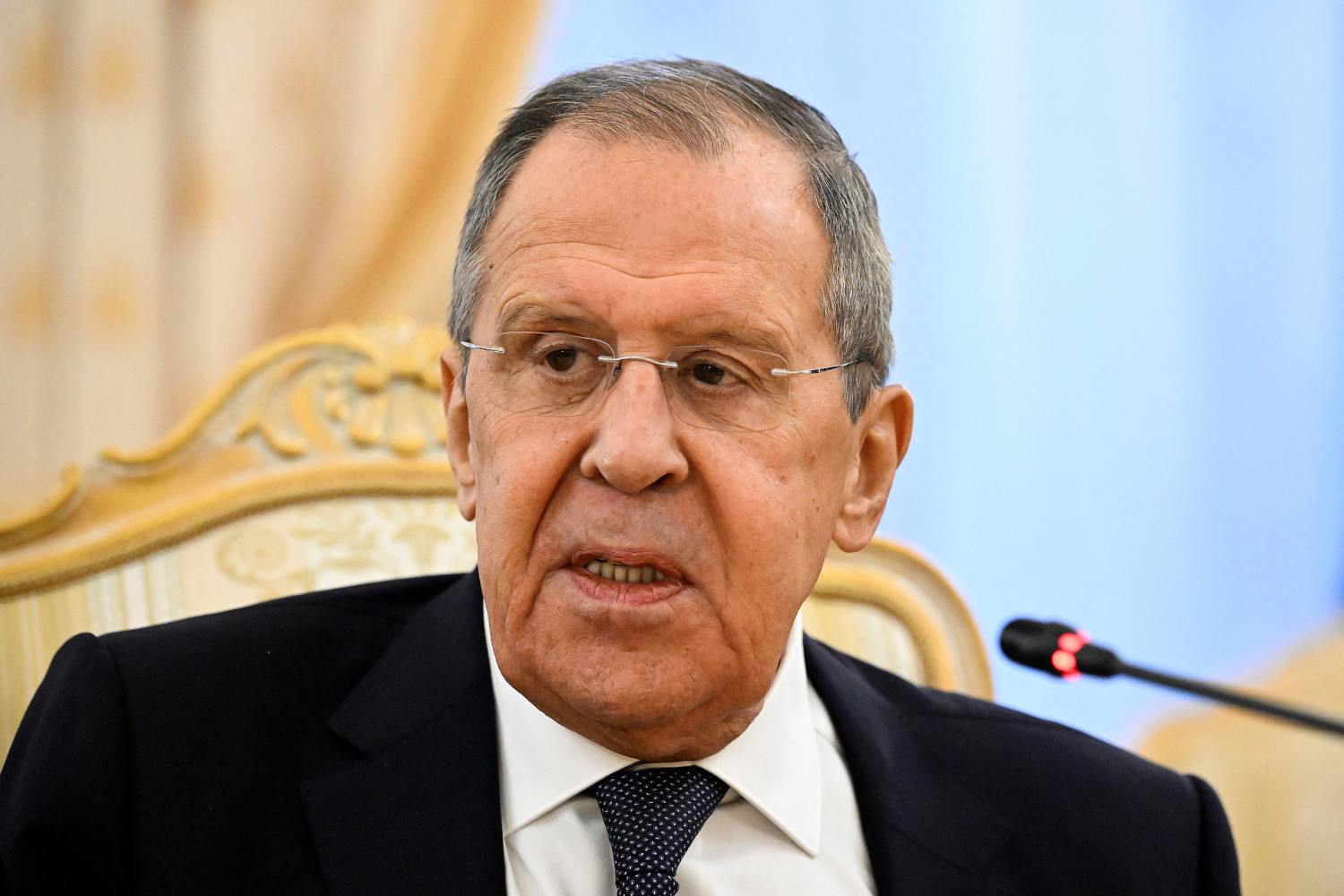 le ministre russe des affaires etrangeres serguei lavrov 