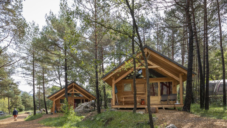 134 huttopia barcelona pirineosmanureyboz