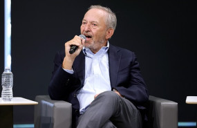 image of the news Larry Summers quits openAI board over Epstein links