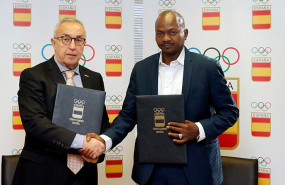 ep alejandro blanco presidente del coe y abakar djermah aumi presidente del comite olimpico del chad