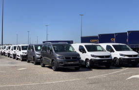 ep archivo   vehiculos preparados para exportacion en la planta del stellantis en vigo