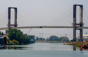 ep archivo vistas del puente del centenario donde se esta realizando obras de sustitucion de ep archivo vistas del puente del centenario donde se esta realizando obras de sustitucion de