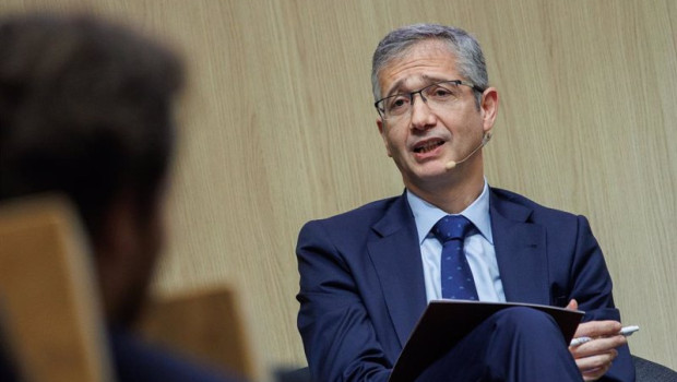 ep el gobernador del banco de espana pablo hernandez de cos interviene durante un encuentro con