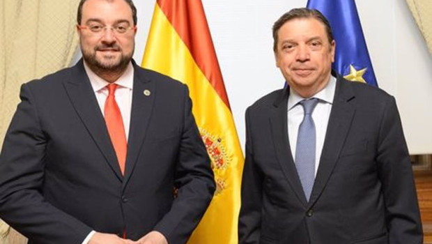 ep el ministro de agricultura pesca y alimentacion luis planas y el presidente del principado de