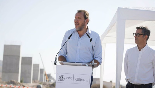 ep el ministro de transportes y movilidad sostenible oscar puente en las obras del ave a almeria