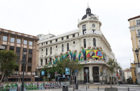 ep fachada del teatro calderon en la madrilena plaza de jacinto benavente