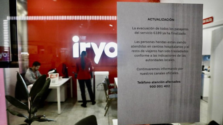 ep imagen de usuarios en la estacion de trenes de malaga maria zambrano afectados en sus viajes tras ep imagen de usuarios en la estacion de trenes de malaga maria zambrano afectados en sus viajes tras