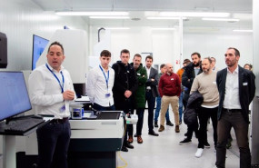 ep la empresa alemana zeiss y el centro tecnologico tekniker inaugura en eibar el zeiss quality
