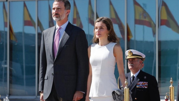 ep la reina letiziabolsolidia faro soyquegraciasla reina letizia