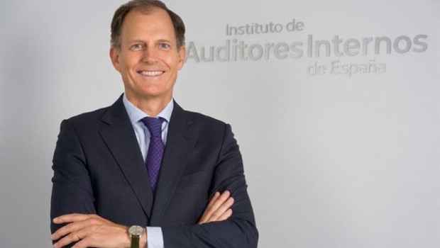ep manuel de alzua nuevo presidente del instituto de auditores internos de espana