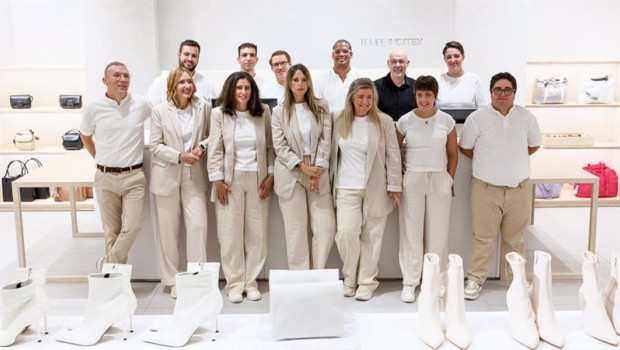 ep trabajadores de la tienda temple inditex en san sebastian de los reyes madrid