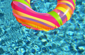 1632135670 swim ring 846251280