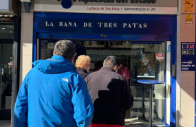 cola en la rana de 3 patas cola en la rana de 3 patas