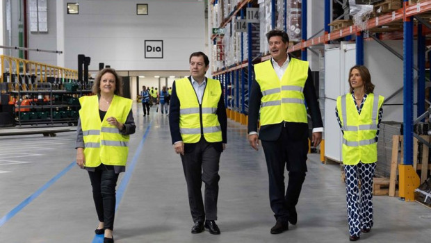 ep acto de inauguracion del nuevo centro logistico de dia en villadangos del paramo leon