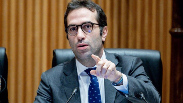ep archivo   el ministro de economia comercio y empresa carlos cuerpo comparece ante la comision de