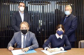 ep archivo   firma del acuerdo entre capital energy ge renewable energy emobi industries y sodical