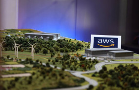 ep archivo una maqueta de la region cloud de amazon web services aws en aragon ep archivo una maqueta de la region cloud de amazon web services aws en aragon