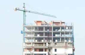 ep edificio de pisos en construccion