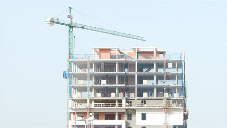ep edificio de pisos en construccion