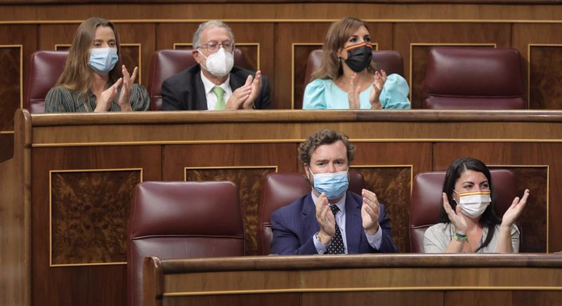 ep el portavoz de vox en el congreso ivan espinosa de los monteros y la portavoz de vox en el