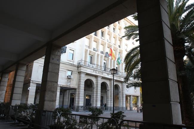 Exterior de la Audiencia de Sevilla en la novena jornada del juicio de los ERE | EUROPA PRESS ep exteriorla audienciasevillala novena jornadajuiciolos ere