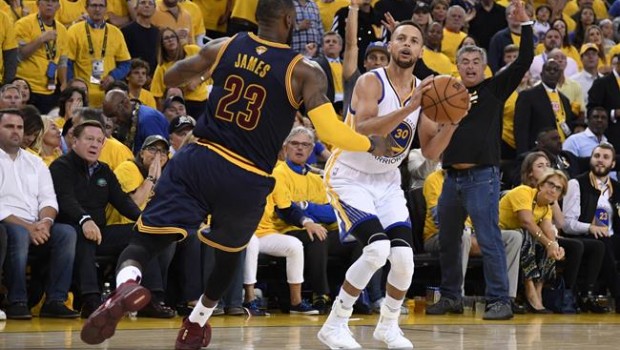 Golden State Warriors Stephen Curry Cleveland Cavaliers LeBron James | USA TODAY SPORTS ep golden state warriors stephen curry cleveland cavaliers lebron james