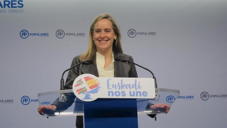 La secretaria general del PP vasco, Amaya Fernández, en rueda de prensa en Bilbao | EUROPA PRESS ep la secretaria general del pp vasco amaya fernandez en rueda de prensa en bilbao