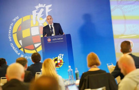 ep luis rubiales presidente de la rfef durante su discurso de apertura del ciclo de conferencias