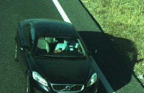 ep un conductor manipula su telefono movil mientras conduce se trata de una infraccion grave que