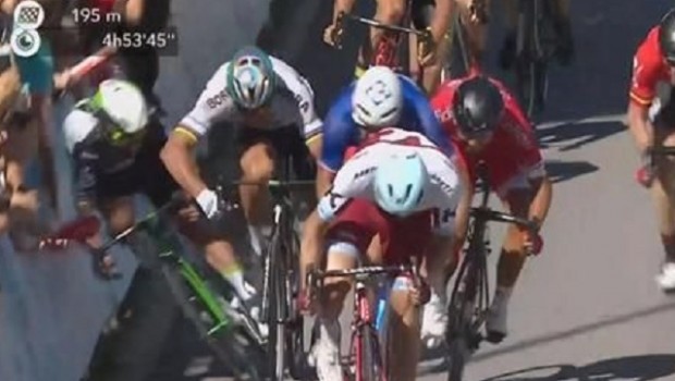 sagan codazo