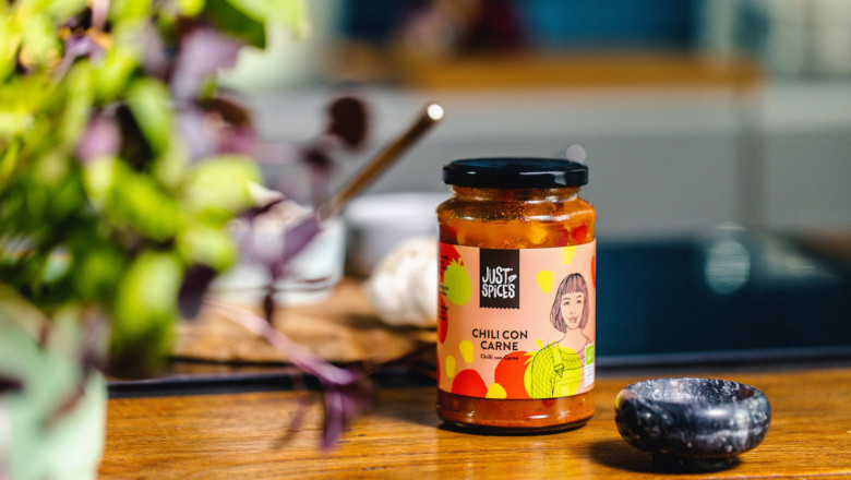 ajustspicesreadychilliconcarne 