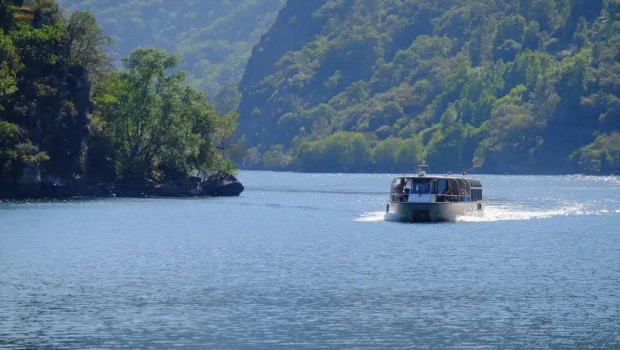 catamaran1 1024x683