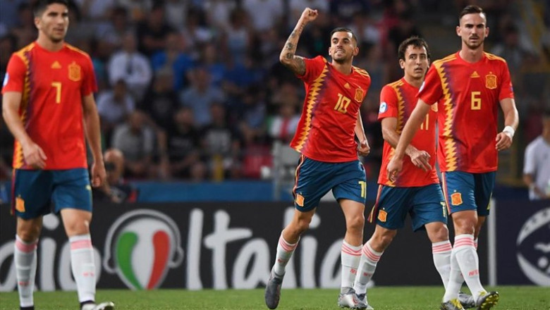 ep 16 june 2019 italy bologna spains dani ceballos 2-l celebrates scoring his sides first goal during the uefa under-21 euro groupsoccer match between italy and spain at the stadio renato dallara photo massimo paolonelapresse via zuma pressdpa